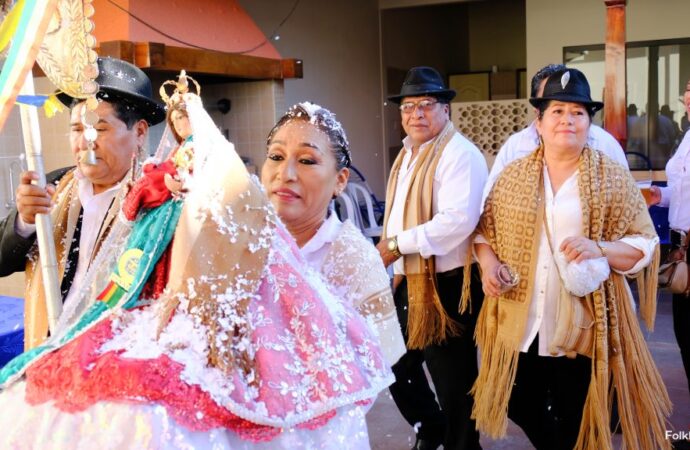 Sergio Cruz y Yolanda Flores, Pasantes 2024 de la Fraternidad Cocani Santa Cruz.