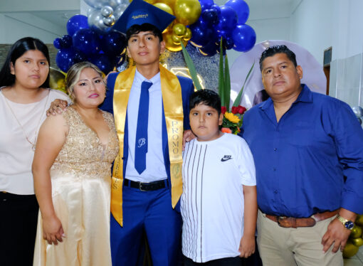 Promoción Cristian Elvis Acapa Cota